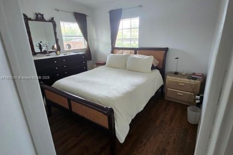 Villa ou maison à vendre à West Park, Floride: 3 chambres, 78.04 m2 № 1954356 - photo 12