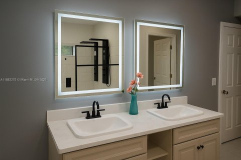 Villa ou maison à vendre à Davie, Floride: 6 chambres, 507.9 m2 № 2017157 - photo 24