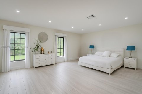 Villa ou maison à vendre à Davie, Floride: 6 chambres, 507.9 m2 № 2017157 - photo 16