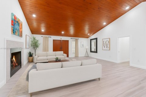 Villa ou maison à vendre à Davie, Floride: 6 chambres, 507.9 m2 № 2017157 - photo 9