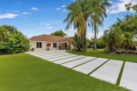 Villa ou maison à vendre à Davie, Floride: 6 chambres, 507.9 m2 № 2017157 - photo 3