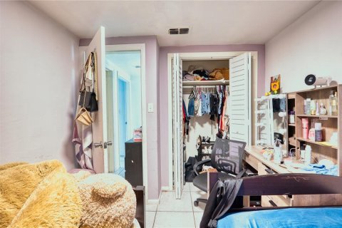Immobilier commercial à vendre à Sarasota, Floride: 5 chambres, 150.97 m2 № 1618096 - photo 16