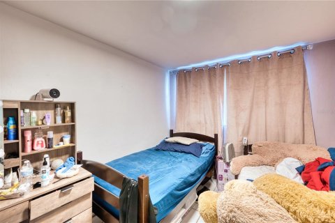 Immobilier commercial à vendre à Sarasota, Floride: 5 chambres, 150.97 m2 № 1618096 - photo 15