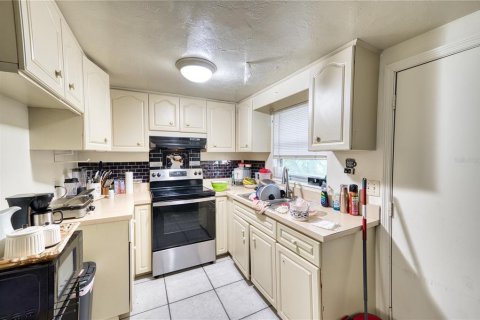 Immobilier commercial à vendre à Sarasota, Floride: 5 chambres, 150.97 m2 № 1618096 - photo 11