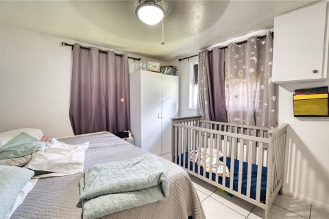 Immobilier commercial à vendre à Sarasota, Floride: 5 chambres, 150.97 m2 № 1618096 - photo 19