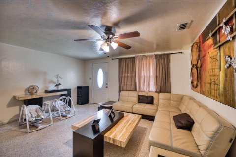 Immobilier commercial à vendre à Sarasota, Floride: 5 chambres, 150.97 m2 № 1618096 - photo 26