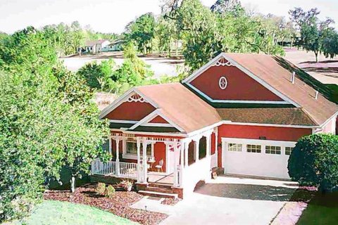 House in Brooksville, Florida 2 bedrooms, 176.79 sq.m. № 2142055 - photo 3