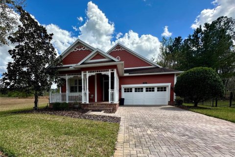 House in Brooksville, Florida 2 bedrooms, 176.79 sq.m. № 2142055 - photo 2