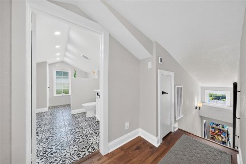 House in Orlando, Florida 4 bedrooms, 180.51 sq.m. № 2396112 - photo 16