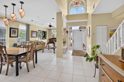 Villa ou maison à vendre à Delray Beach, Floride: 4 chambres, 222.78 m2 № 2089648 - photo 6