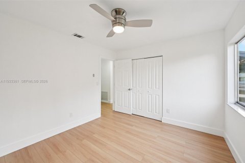 Купить виллу или дом в Порт-Сент-Луси, Флорида 3 спальни, 109.25м2, № 1999679 - фото 21