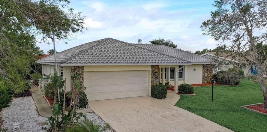 Villa ou maison à Englewood, Floride 2 chambres, 173.45 m2 № 1797181