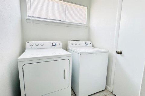 Touwnhouse à louer à Orlando, Floride: 2 chambres, 112.5 m2 № 2350291 - photo 22