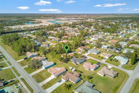 House in Palm Bay, Florida 3 bedrooms, 137.12 sq.m. № 1768014 - photo 29