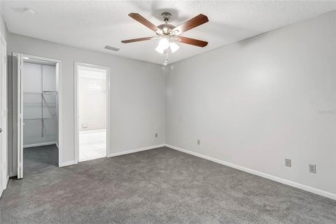 House in Palm Bay, Florida 3 bedrooms, 137.12 sq.m. № 1768014 - photo 17