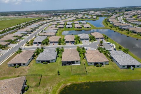 Villa ou maison à vendre à Bradenton, Floride: 2 chambres, 144.65 m2 № 2232108 - photo 19