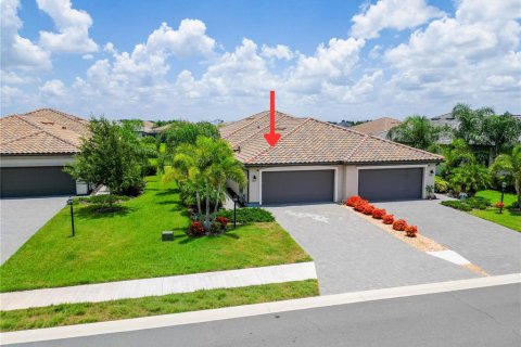 Villa ou maison à vendre à Bradenton, Floride: 2 chambres, 144.65 m2 № 2232108 - photo 3