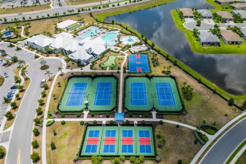 Villa ou maison à vendre à Bradenton, Floride: 2 chambres, 144.65 m2 № 2232108 - photo 24