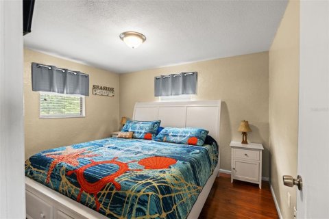 Villa ou maison à vendre à Palm Harbor, Floride: 4 chambres, 191.75 m2 № 2425737 - photo 21