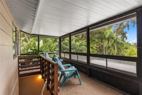Villa ou maison à vendre à Palm Harbor, Floride: 4 chambres, 191.75 m2 № 2425737 - photo 12