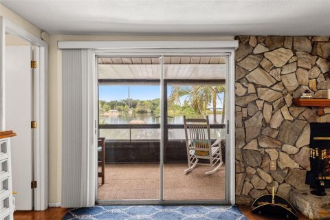 Villa ou maison à vendre à Palm Harbor, Floride: 4 chambres, 191.75 m2 № 2425737 - photo 11