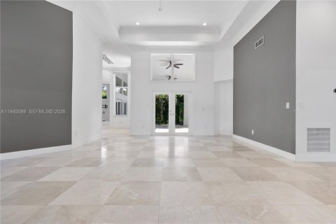 Casa en venta en Palmetto Bay, Florida, 4 dormitorios, 283.54 m2 № 2001671 - foto 7