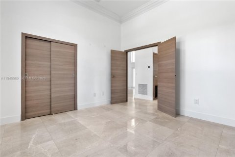 Casa en venta en Palmetto Bay, Florida, 4 dormitorios, 283.54 m2 № 2001671 - foto 29