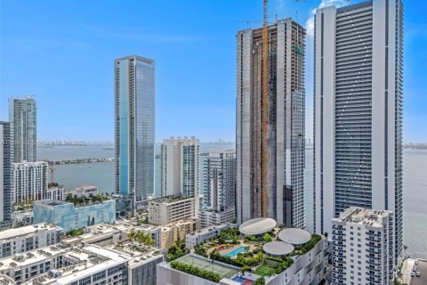 Condo in Miami, Florida, 3 bedrooms № 1878768 - photo 25