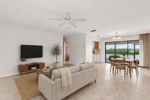 Villa ou maison à vendre à Port Charlotte, Floride: 3 chambres, 130.53 m2 № 2285220 - photo 16