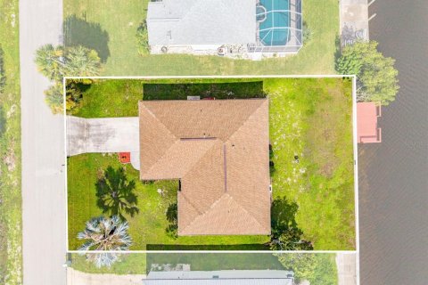 Villa ou maison à vendre à Port Charlotte, Floride: 3 chambres, 130.53 m2 № 2285220 - photo 11