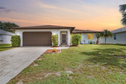 Villa ou maison à vendre à Port Charlotte, Floride: 3 chambres, 130.53 m2 № 2285220 - photo 2