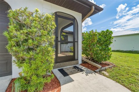Villa ou maison à vendre à Port Charlotte, Floride: 3 chambres, 130.53 m2 № 2285220 - photo 14
