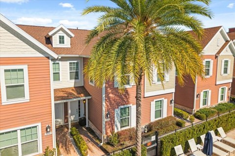 Touwnhouse à vendre à Kissimmee, Floride: 4 chambres, 167.6 m2 № 2221921 - photo 2