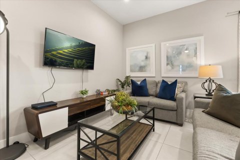 Touwnhouse à vendre à Kissimmee, Floride: 4 chambres, 167.6 m2 № 2221921 - photo 30