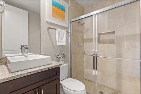 Touwnhouse à vendre à Kissimmee, Floride: 4 chambres, 167.6 m2 № 2221921 - photo 19