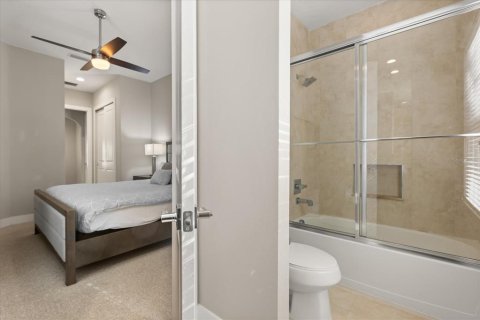 Touwnhouse à vendre à Kissimmee, Floride: 4 chambres, 167.6 m2 № 2221921 - photo 21