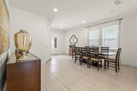 House in Kissimmee, Florida 5 bedrooms, 238.76 sq.m. № 1761086 - photo 5