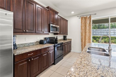 House in Kissimmee, Florida 5 bedrooms, 238.76 sq.m. № 1761086 - photo 12