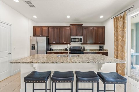 House in Kissimmee, Florida 5 bedrooms, 238.76 sq.m. № 1761086 - photo 14