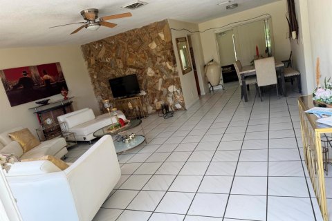 Casa en venta en Delray Beach, Florida, 3 dormitorios, 130.06 m2 № 2190011 - foto 2