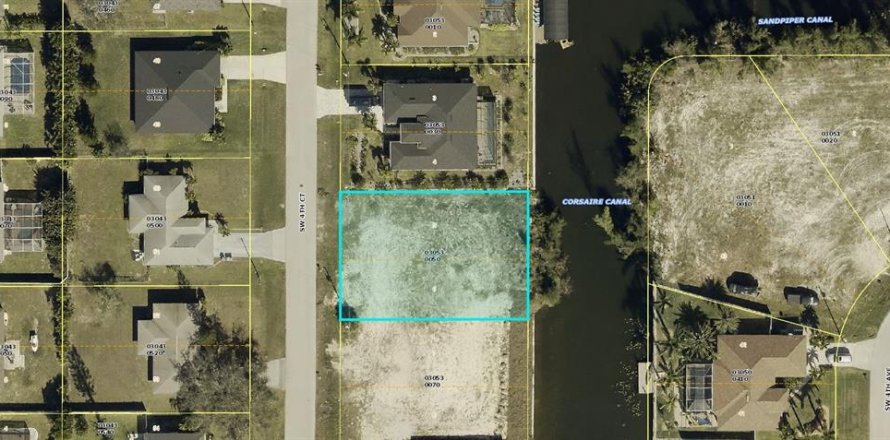 Terrain à Cape Coral, Floride № 1534448