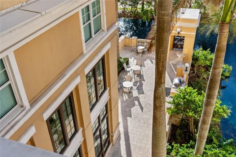 Condo in Sarasota, Florida, 1 bedroom  № 1508294 - photo 30