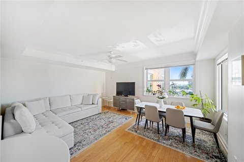 Condo in Sarasota, Florida, 1 bedroom  № 1508294 - photo 3