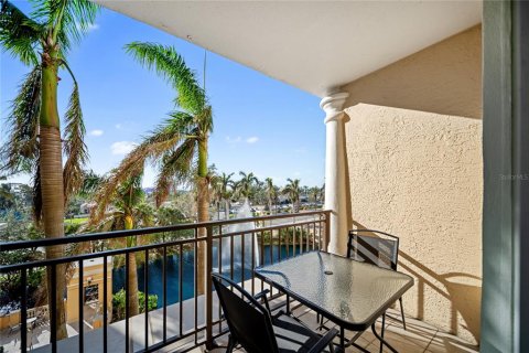 Condo in Sarasota, Florida, 1 bedroom  № 1508294 - photo 25