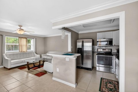Condo in Delray Beach, Florida, 1 bedroom № 2247058 - photo 18
