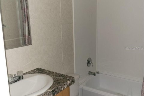 Снять в аренду квартиру в Лейкленд, Флорида 5 комнат, 200.67м2, № 1751302 - фото 10