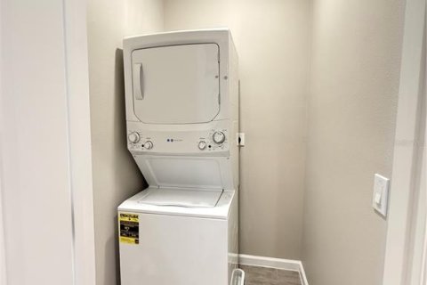 Снять в аренду таунхаус в Киссимми, Флорида 3 спальни, 139.91м2, № 2208947 - фото 18