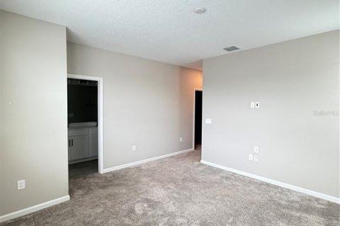 Снять в аренду таунхаус в Киссимми, Флорида 3 спальни, 139.91м2, № 2208947 - фото 11
