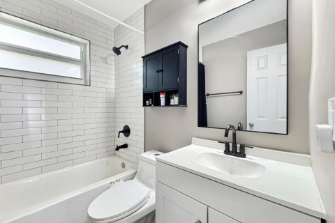 Casa en venta en Hollywood, Florida, 2 dormitorios, 88.07 m2 № 2250518 - foto 28