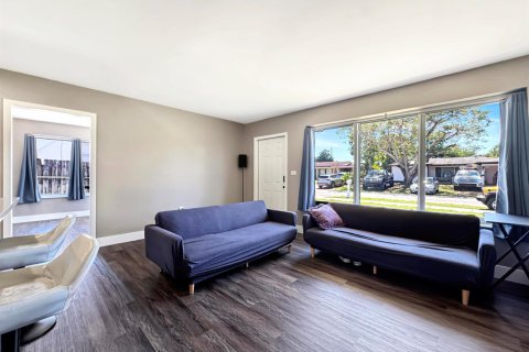 Casa en venta en Hollywood, Florida, 2 dormitorios, 88.07 m2 № 2250518 - foto 12